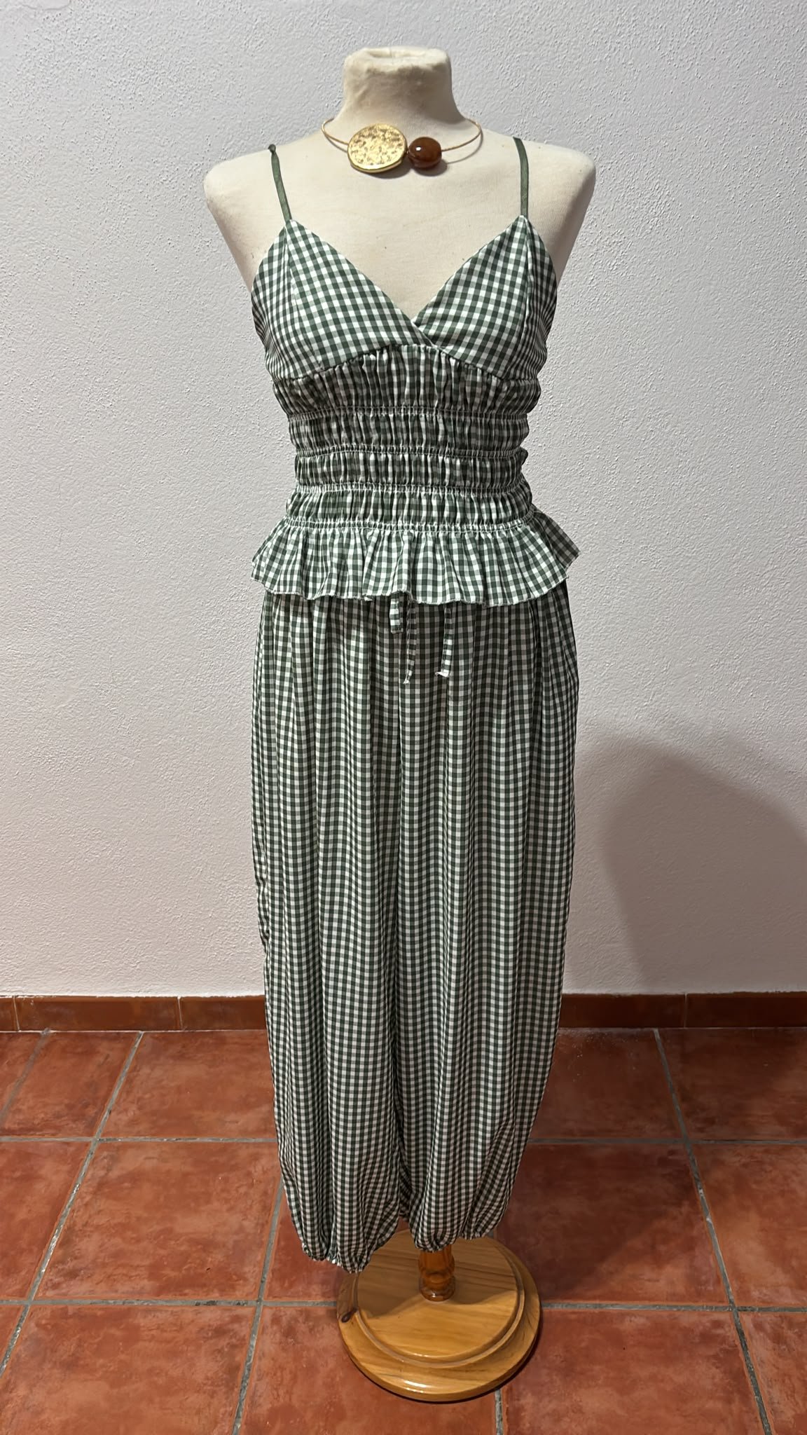 Conjunto VICHY fruncido color verde