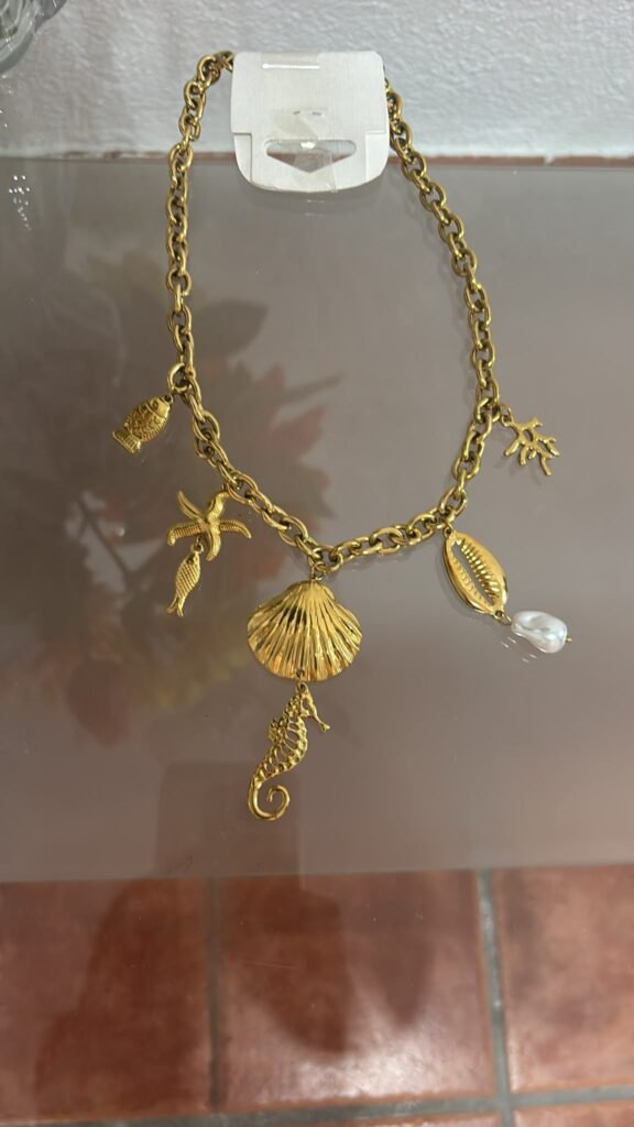 Collar BEACH dorado