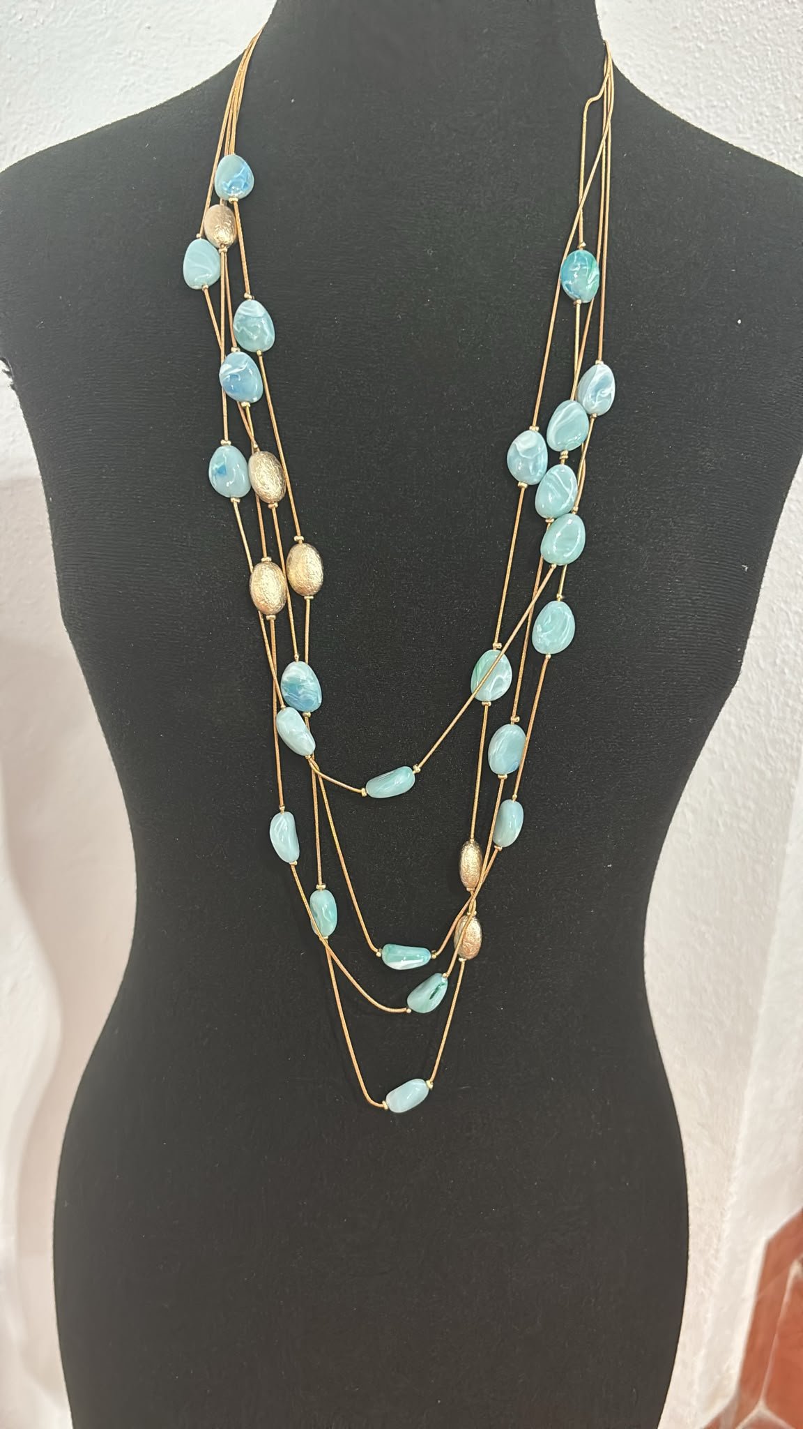 Collar PIEDRAS PRECIOSAS extra largo turquesa y dorado