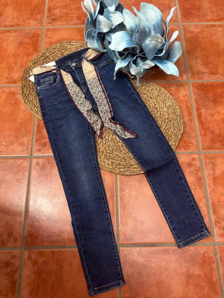 Pantalón pañuelo